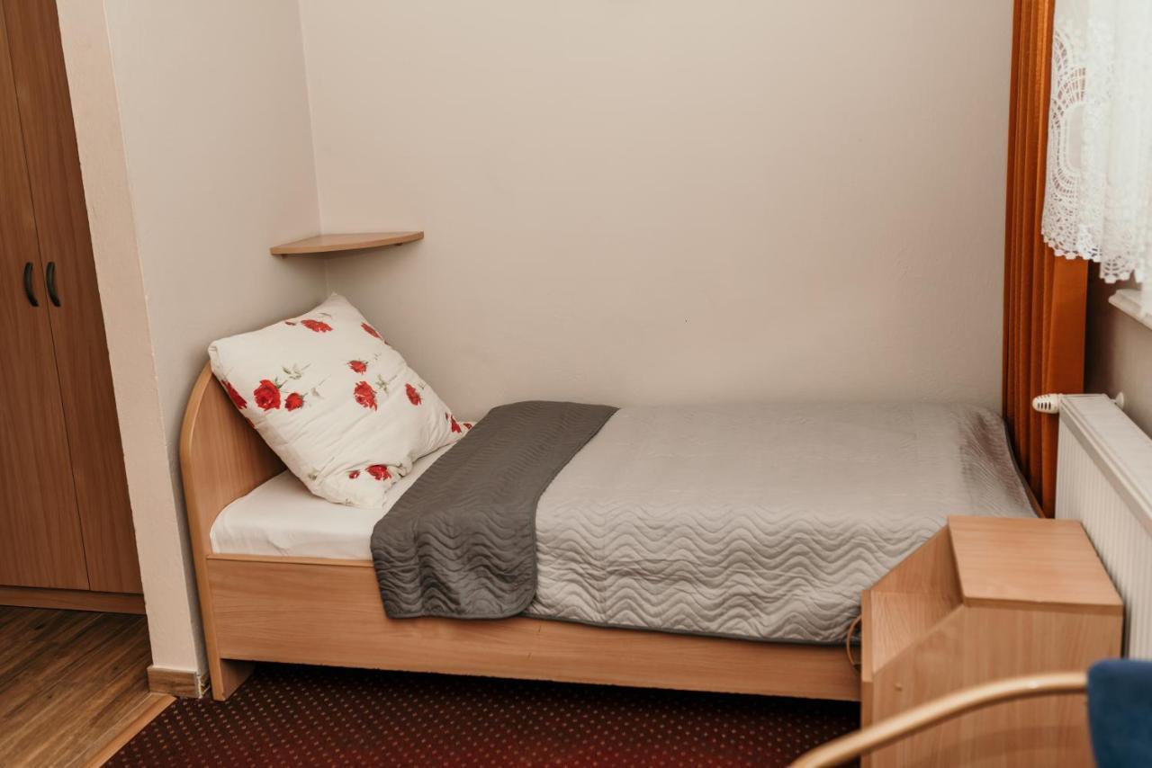 Lasuch Motel *